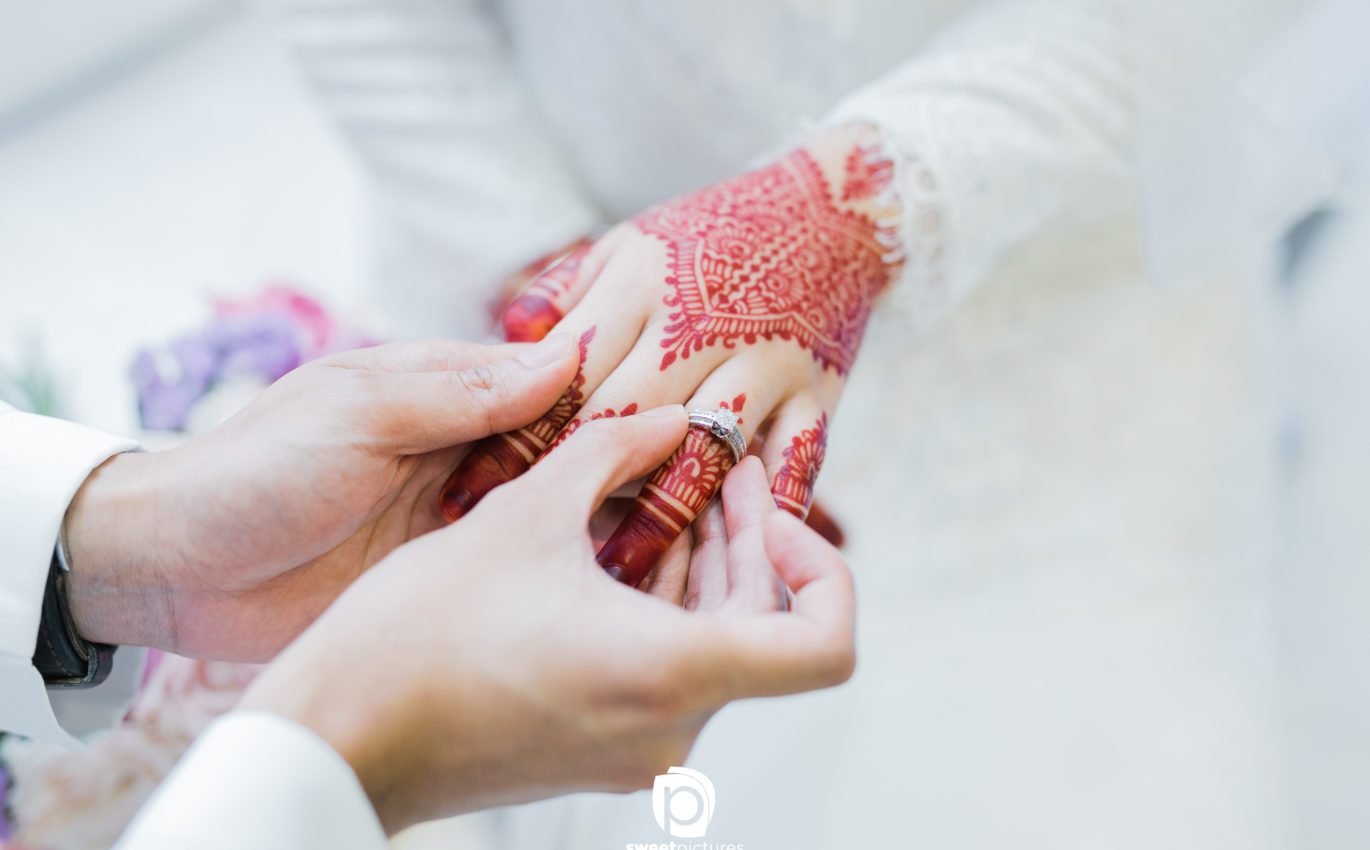 7 Tips Memilih Cincin Untuk Raja Sehari